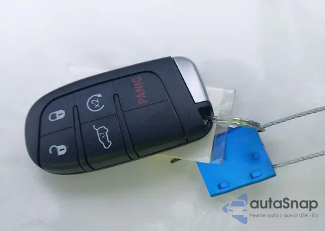 2020 Dodge Journey Se Value from USA, damaged, VIN 3C4PDCAB3LT275163